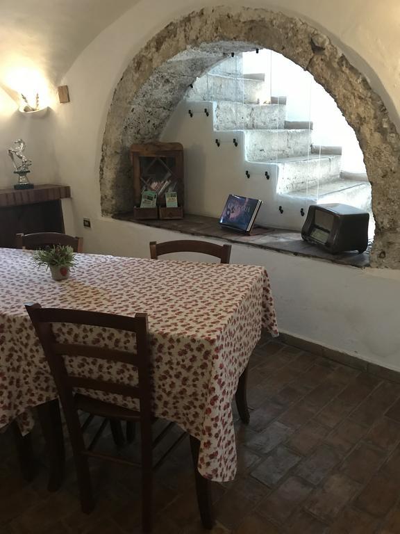 B&B La Staffa Aquino المظهر الخارجي الصورة